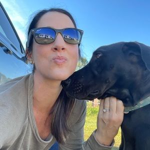 Meet your Posher, Melissa